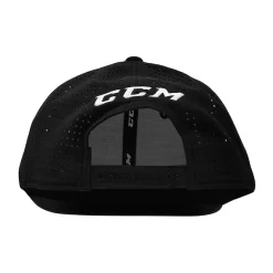 Casquette CCM Small Logo Flat Brim Cap JR -CCM Boutique casquette ccm small logo flat brim cap jr 97069 650x650 g1