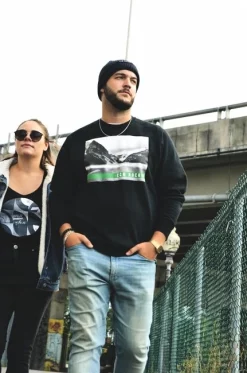 Sweat-shirt Pour Homme CCM NOSTALGIA POND L/S FLEECE CREW SR BLACK