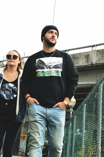 Sweat-shirt Pour Homme CCM NOSTALGIA POND L/S FLEECE CREW SR BLACK 3 Sweat-shirt Pour Homme CCM NOSTALGIA POND L/S FLEECE CREW SR BLACK